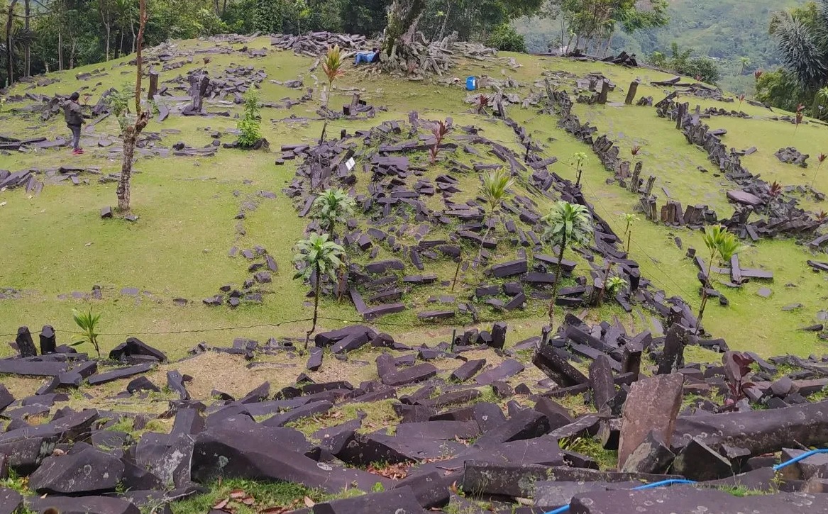 Gunung Padang Cianjur: The World’s Oldest Megalith